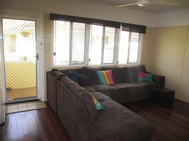 218 Margate Street, Mount Gravatt East QLD 4122