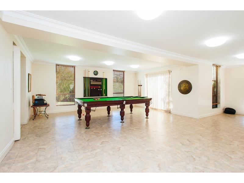 15 Sandringham Street, Mansfield QLD 4122