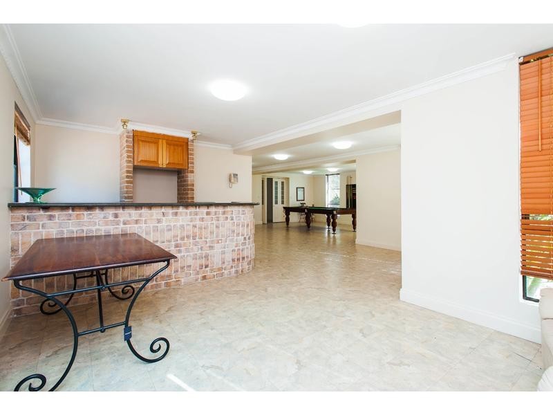 15 Sandringham Street, Mansfield QLD 4122