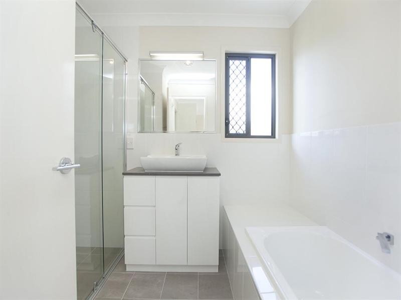 2/19 Clausen Street, Mount Gravatt East QLD 4122