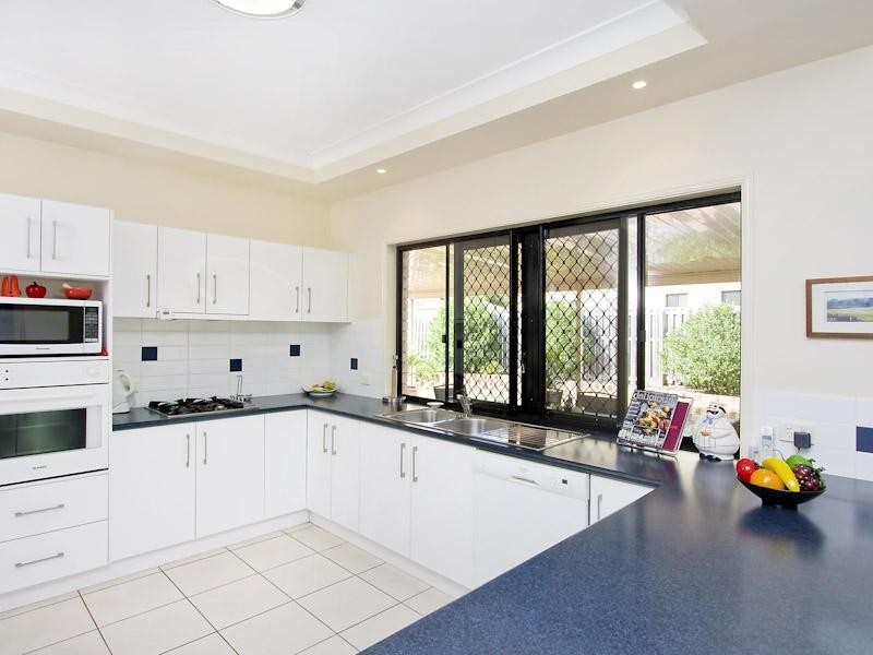 18 Rivergum Place, Mackenzie QLD 4156
