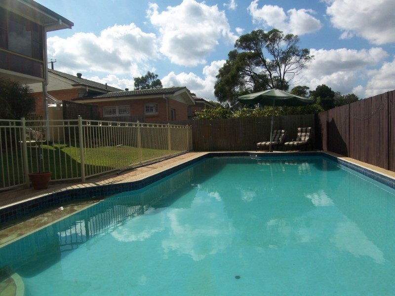 35 Le Grand Street, Macgregor QLD 4109