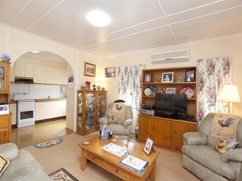 16 London Street, Eight Mile Plains QLD 4113