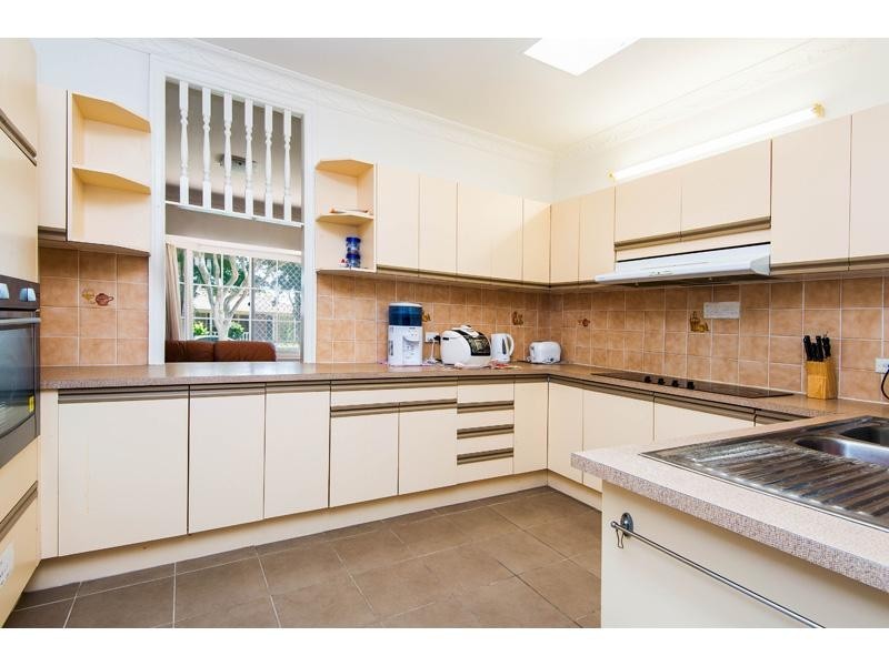 18 Macbeth Place, Sunnybank Hills QLD 4109