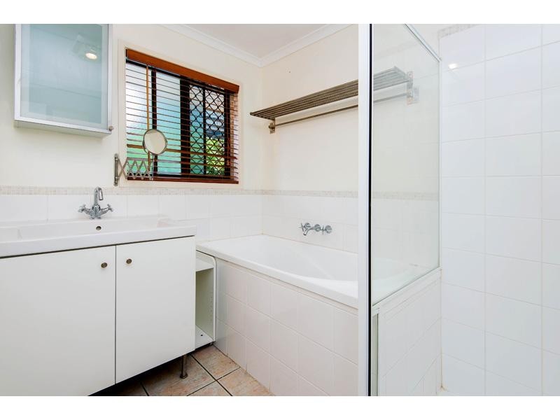 31 Cummin Street, Wishart QLD 4122