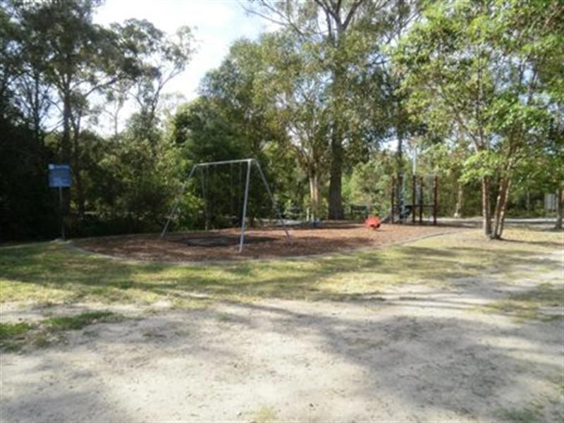 9 Freesia Street, Macgregor QLD 4109