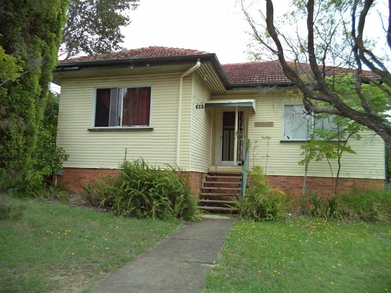 32 Troubridge Street, Mount Gravatt East QLD 4122