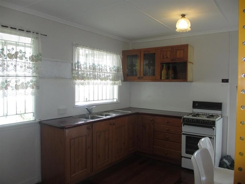 191 Broadwater Road, Mount Gravatt East QLD 4122