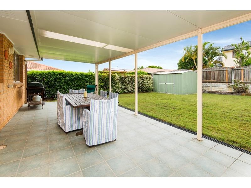 38 Pindari Crescent, Wishart QLD 4122