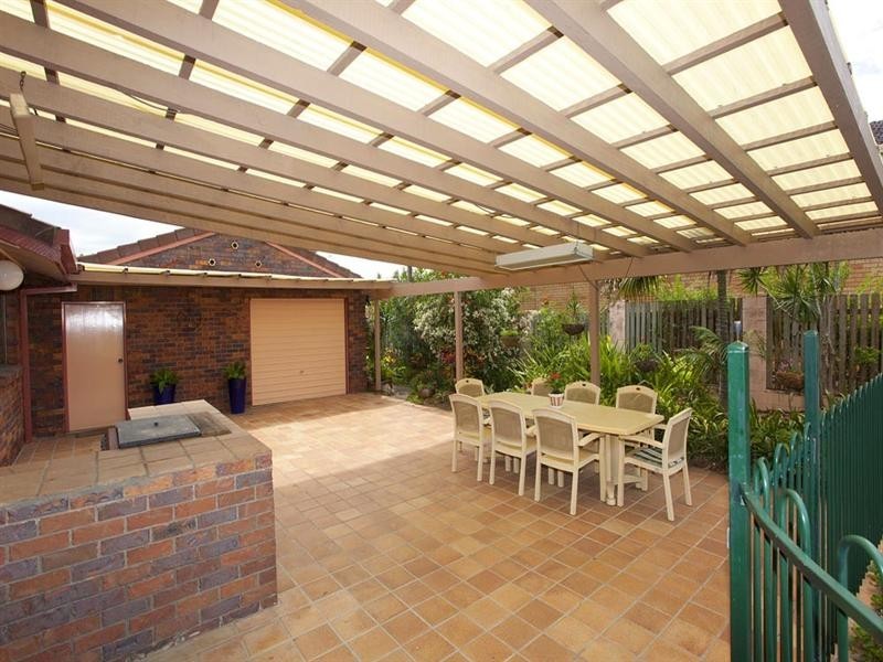 1 Sandringham Street, Mansfield QLD 4122