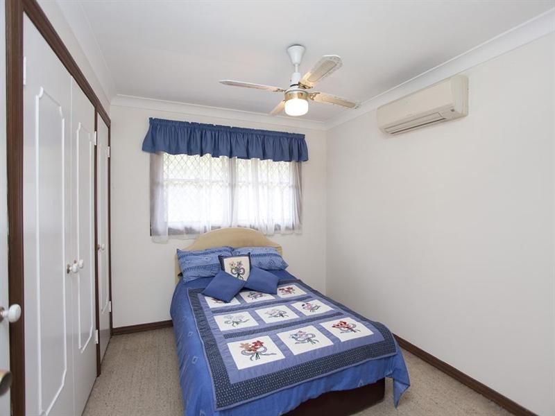 1 Sandringham Street, Mansfield QLD 4122