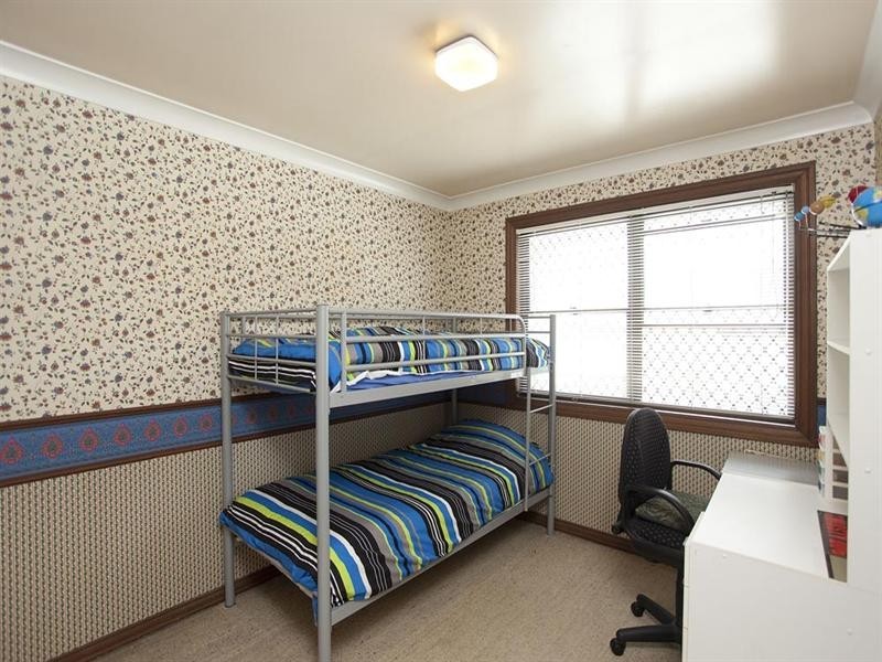 1 Sandringham Street, Mansfield QLD 4122