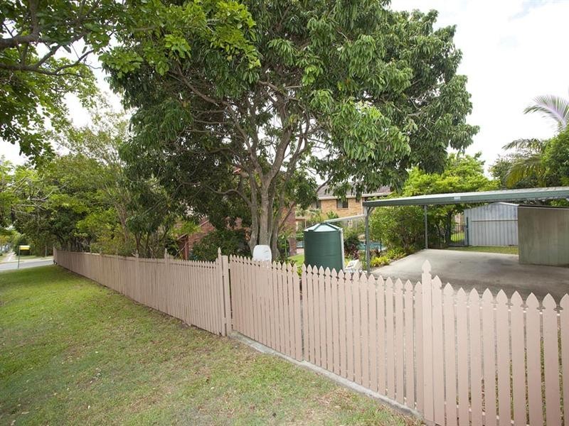 1 Sandringham Street, Mansfield QLD 4122