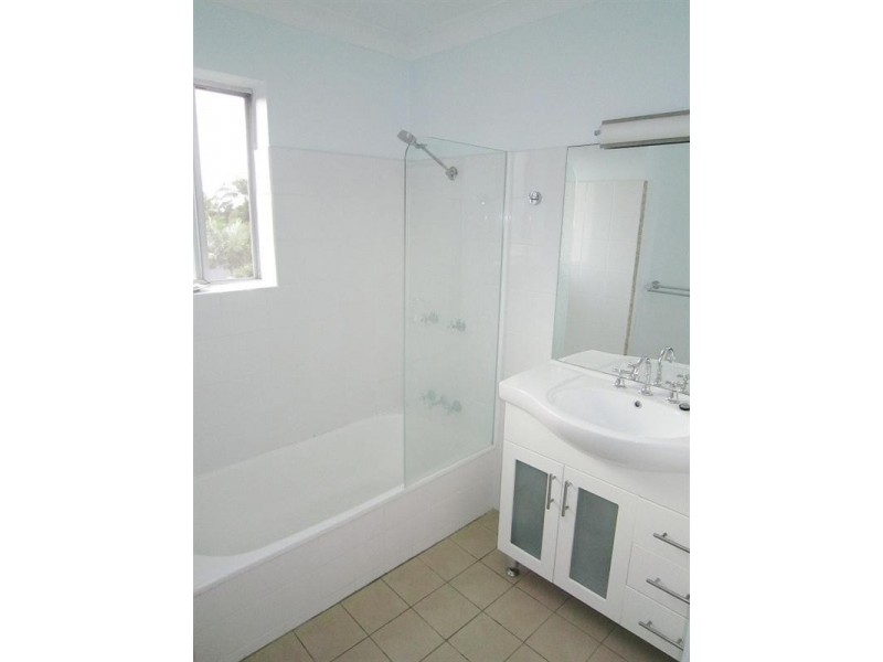 4/18 High Street, Mount Gravatt QLD 4122