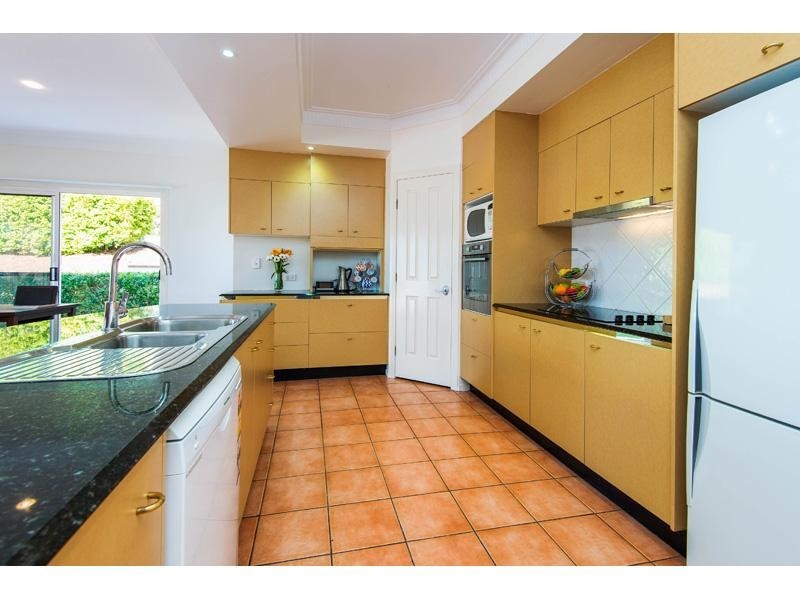 29 Coneyhurst Crescent, Carindale QLD 4152