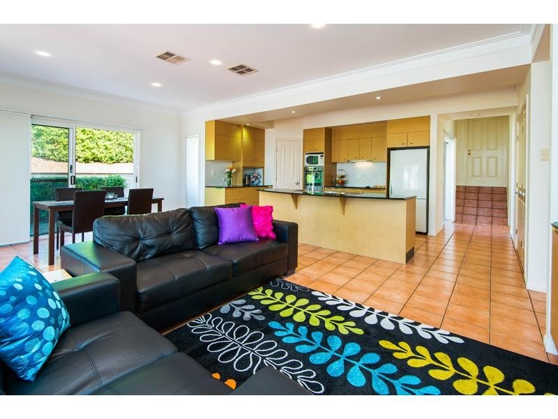 29 Coneyhurst Crescent, Carindale QLD 4152