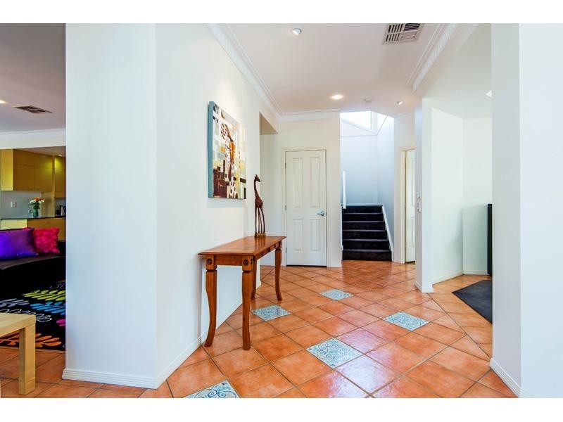 29 Coneyhurst Crescent, Carindale QLD 4152