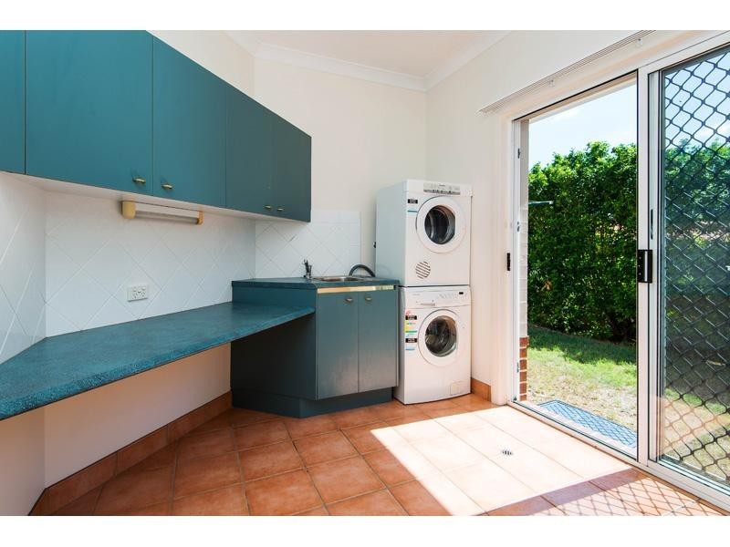 29 Coneyhurst Crescent, Carindale QLD 4152