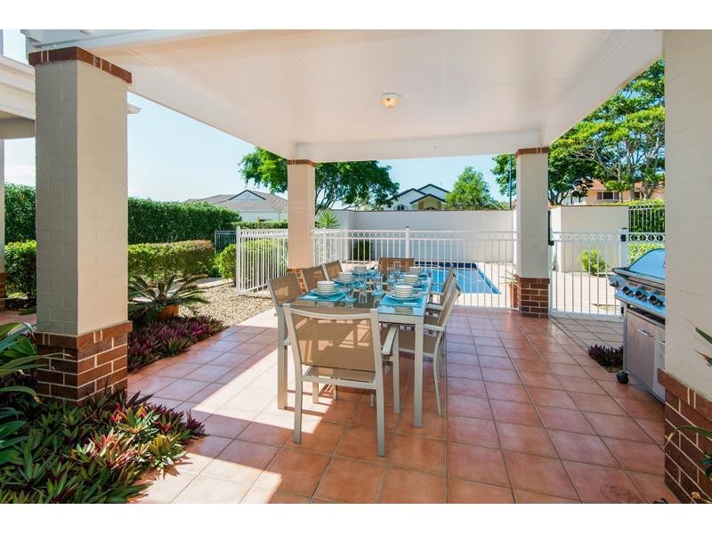 29 Coneyhurst Crescent, Carindale QLD 4152