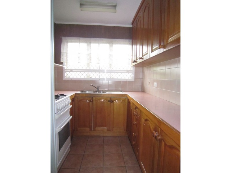 2 Tivela Street, Mansfield QLD 4122