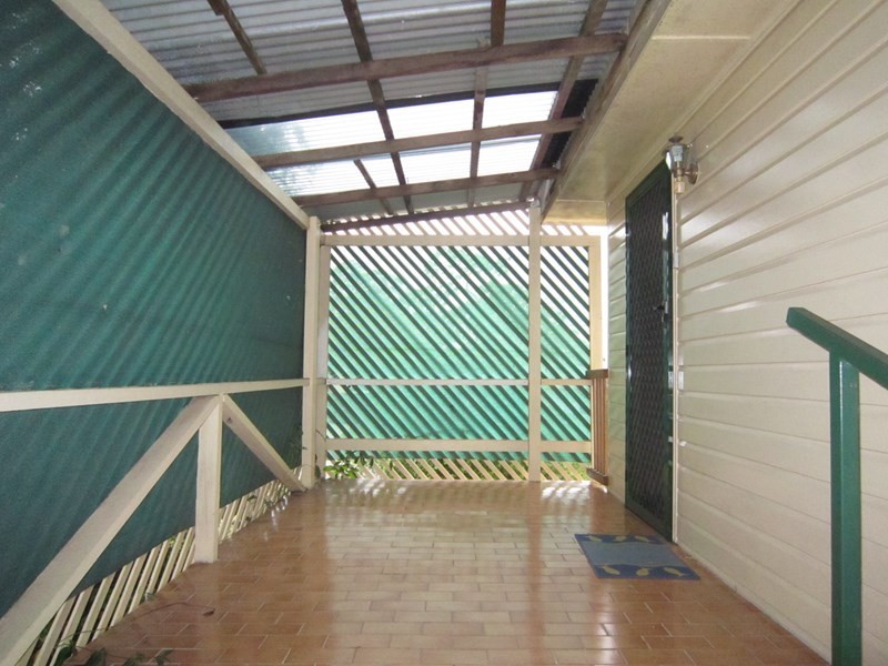 2 Tivela Street, Mansfield QLD 4122