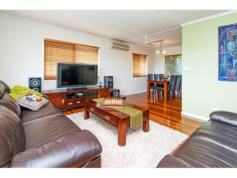 15 Kiparra Street, Mansfield QLD 4122