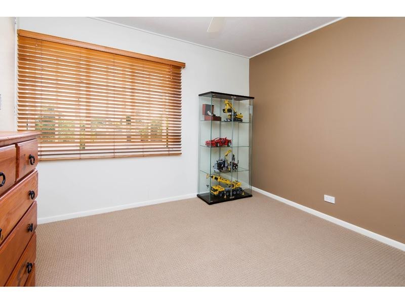 15 Kiparra Street, Mansfield QLD 4122