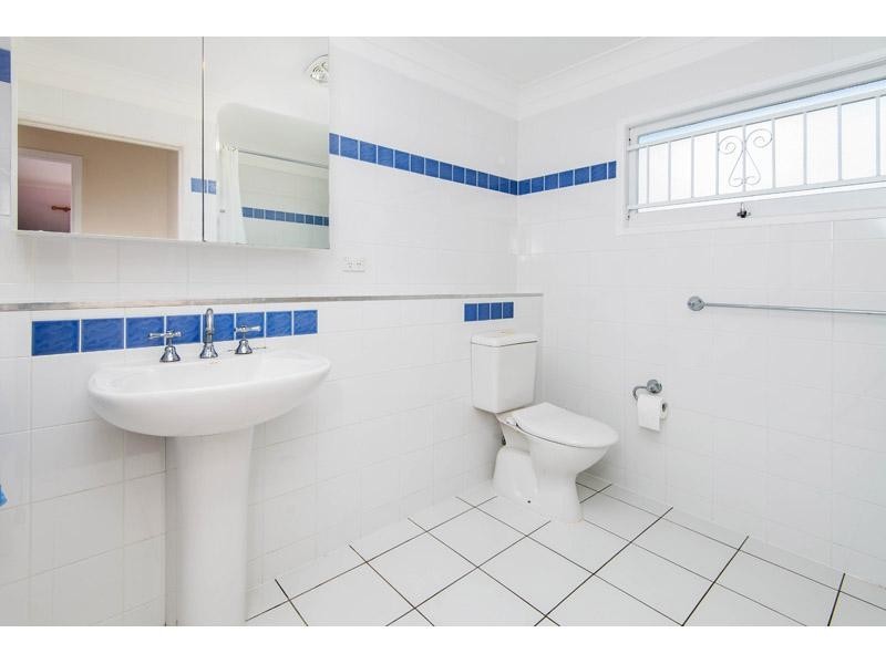 42 Grout Street, Macgregor QLD 4109