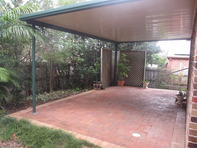 2 Andree Place, Wishart QLD 4122