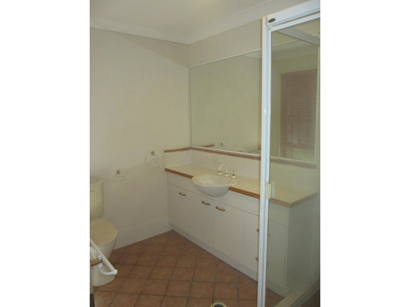 2 Andree Place, Wishart QLD 4122