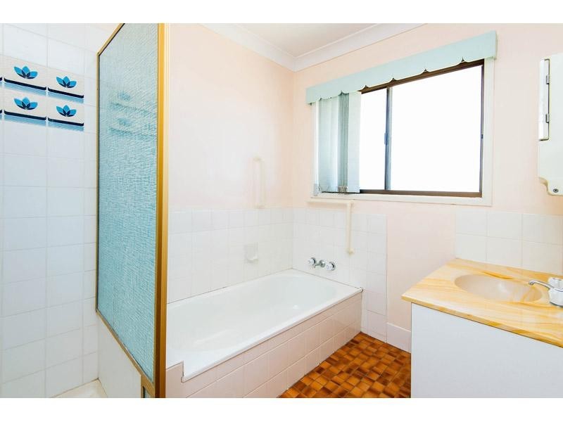 40 Barcelona Street, Wishart QLD 4122