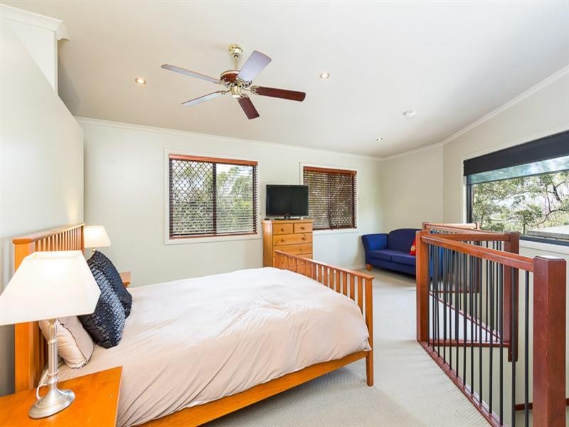 39 Hockings Street, Holland Park West QLD 4121