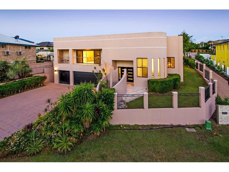 38 Craig Street, Wishart QLD 4122