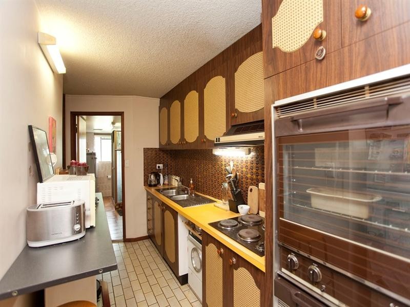 11/3 Curd Street, Greenslopes QLD 4120