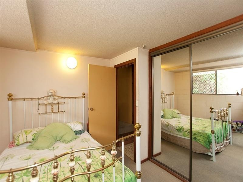 11/3 Curd Street, Greenslopes QLD 4120