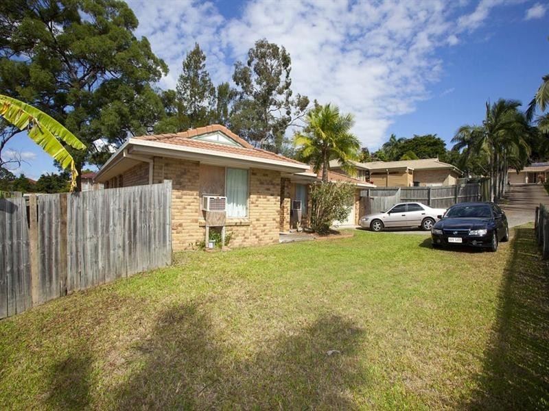 27 Chesterfield Crescent, Kuraby QLD 4112