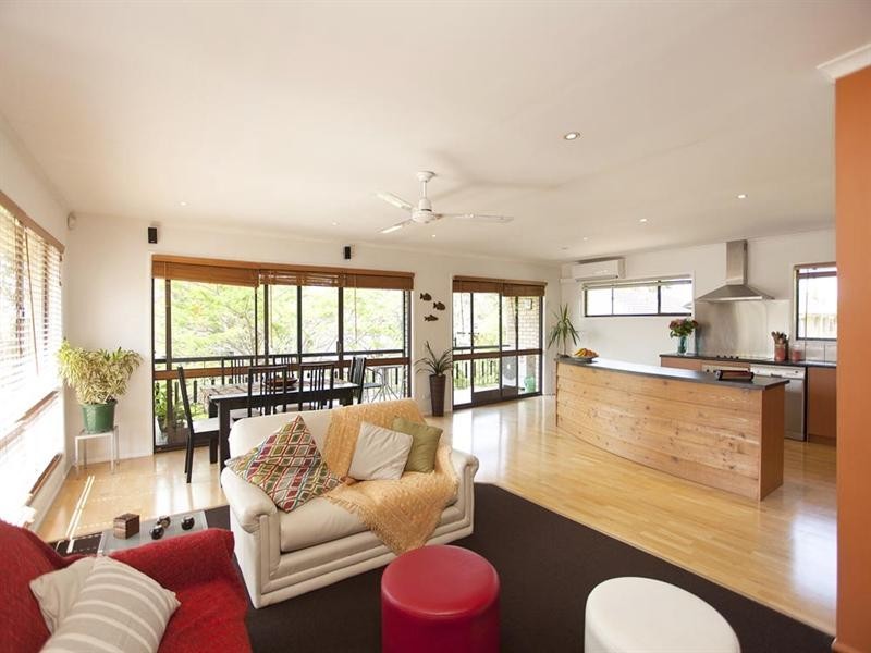 101 Garie Street, Wishart QLD 4122