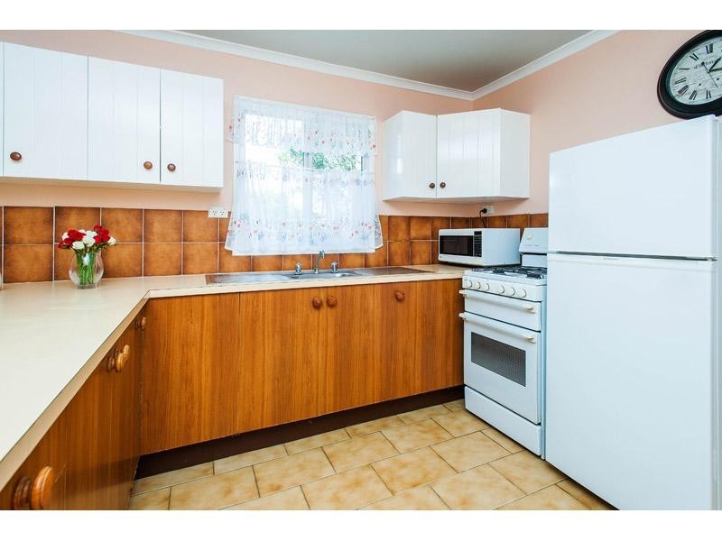 11 Pareena Crescent, Mansfield QLD 4122