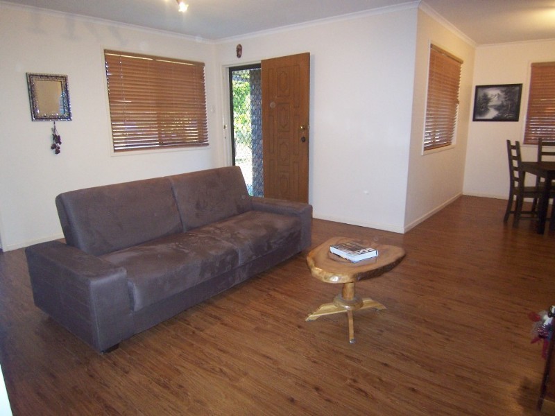 7 Nardie Street, Eight Mile Plains QLD 4113