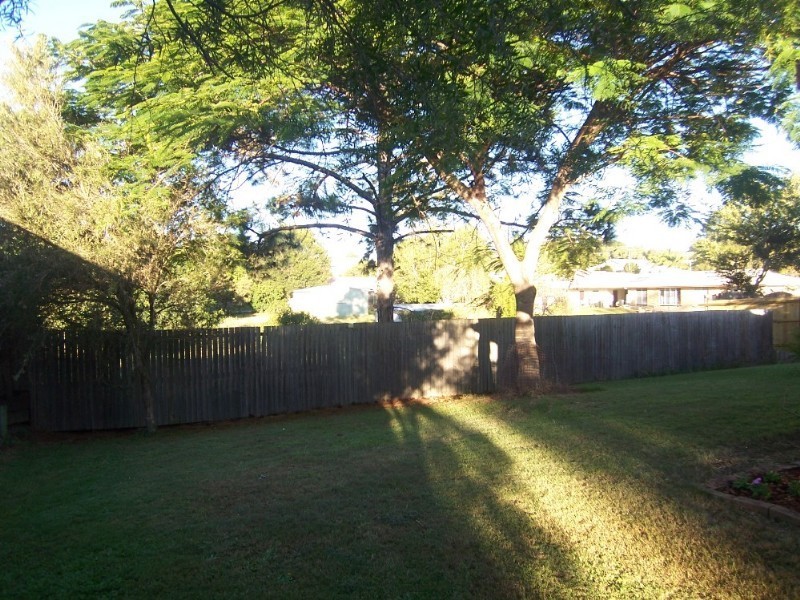 7 Nardie Street, Eight Mile Plains QLD 4113