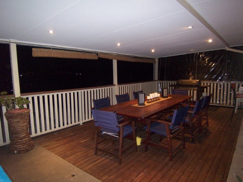 2 Brochet Street, Mansfield QLD 4122