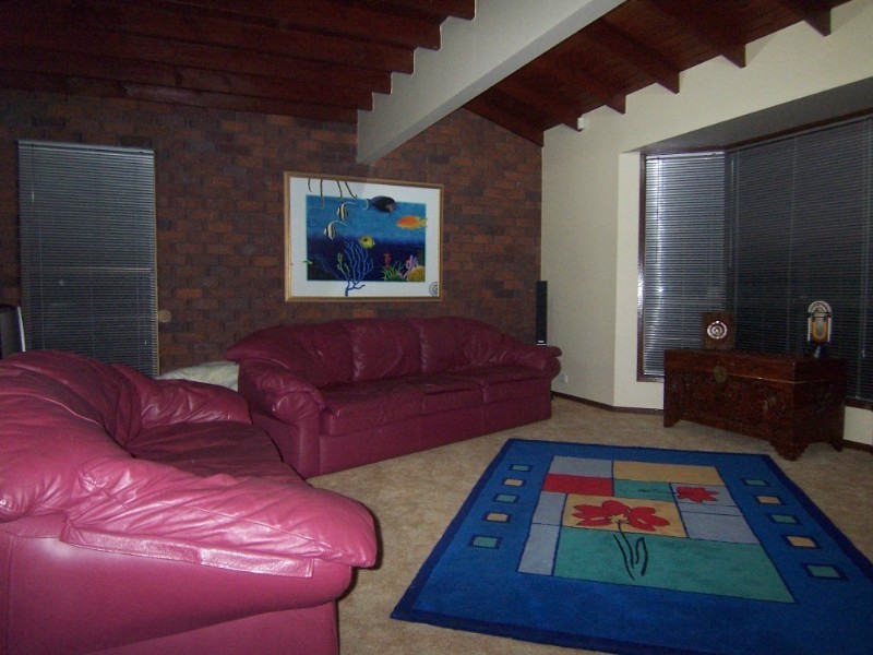 2 Brochet Street, Mansfield QLD 4122