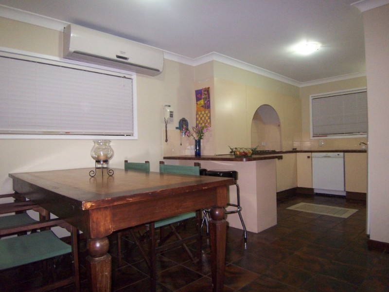 2 Brochet Street, Mansfield QLD 4122