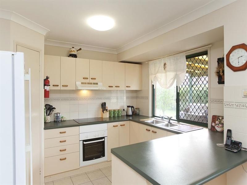 11 Lorikeet Place, Wishart QLD 4122
