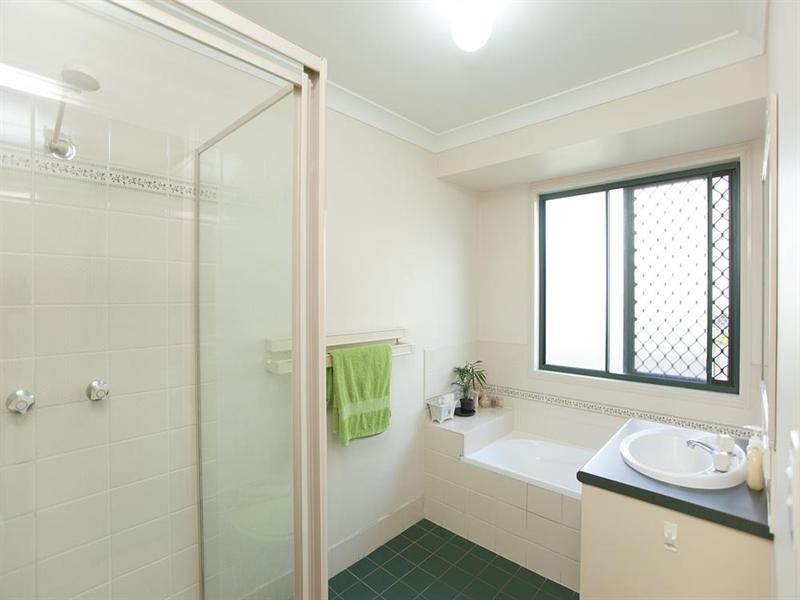 11 Lorikeet Place, Wishart QLD 4122