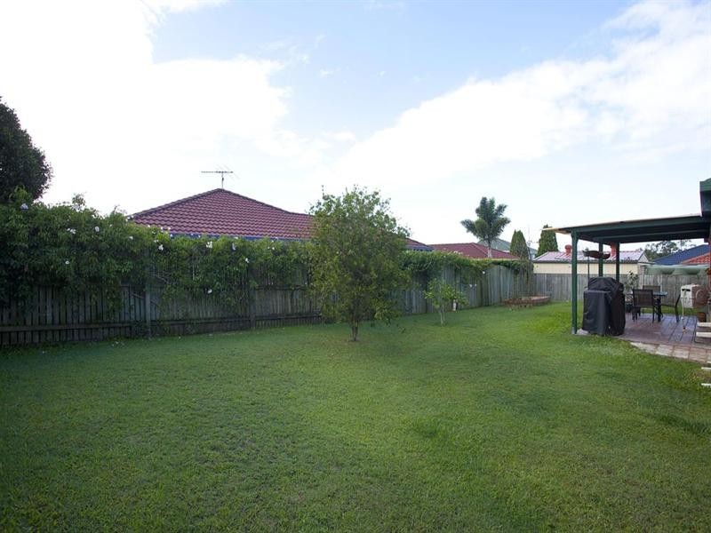 11 Lorikeet Place, Wishart QLD 4122