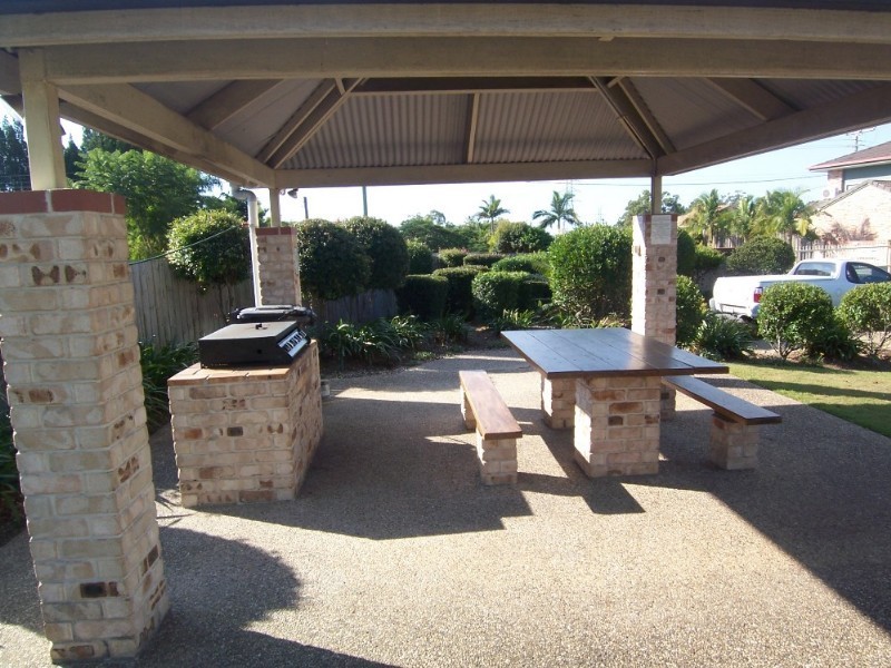 82 Bleasby Road, Eight Mile Plains QLD 4113