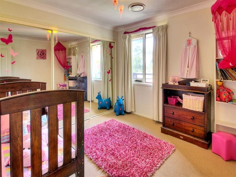 14 Yvonne Road, Eight Mile Plains QLD 4113