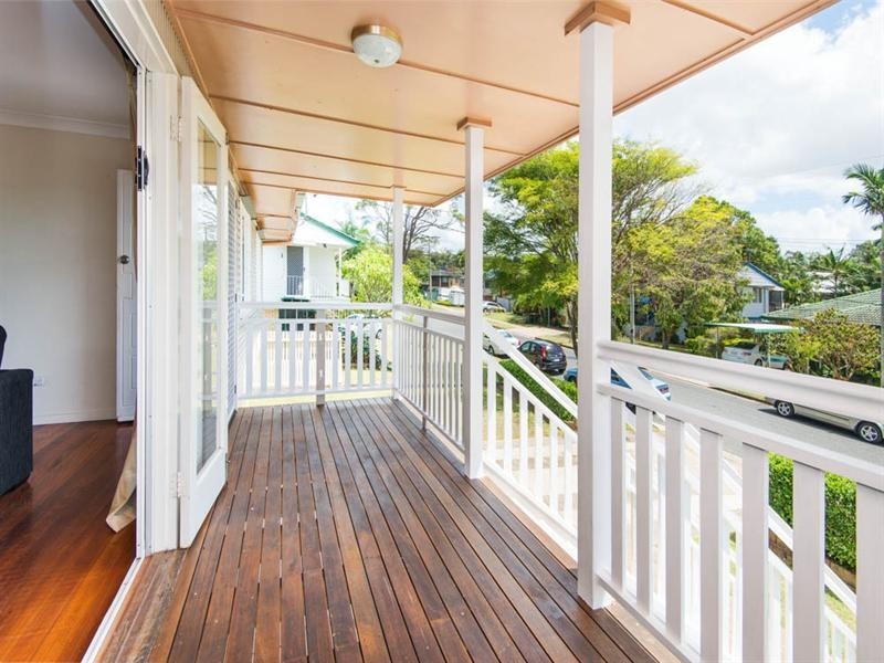 42 Grout Street, Macgregor QLD 4109