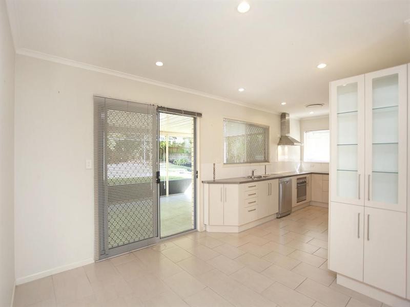 14 McCracken Street, Wishart QLD 4122